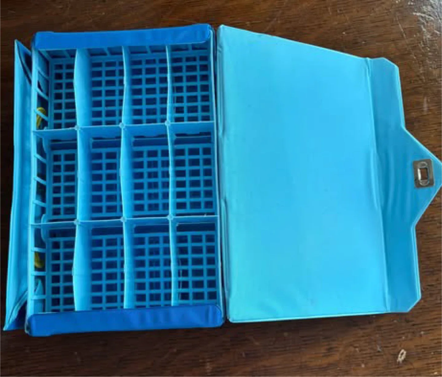 Vintage Matchbox Superfast Collector's Mini Case - Blue image indicator(3)