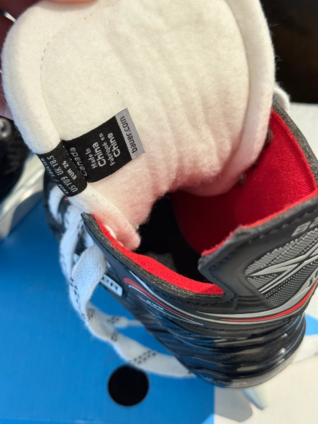 Bauer X250 Youth Ice Skates - Size Y8 image indicator(2)