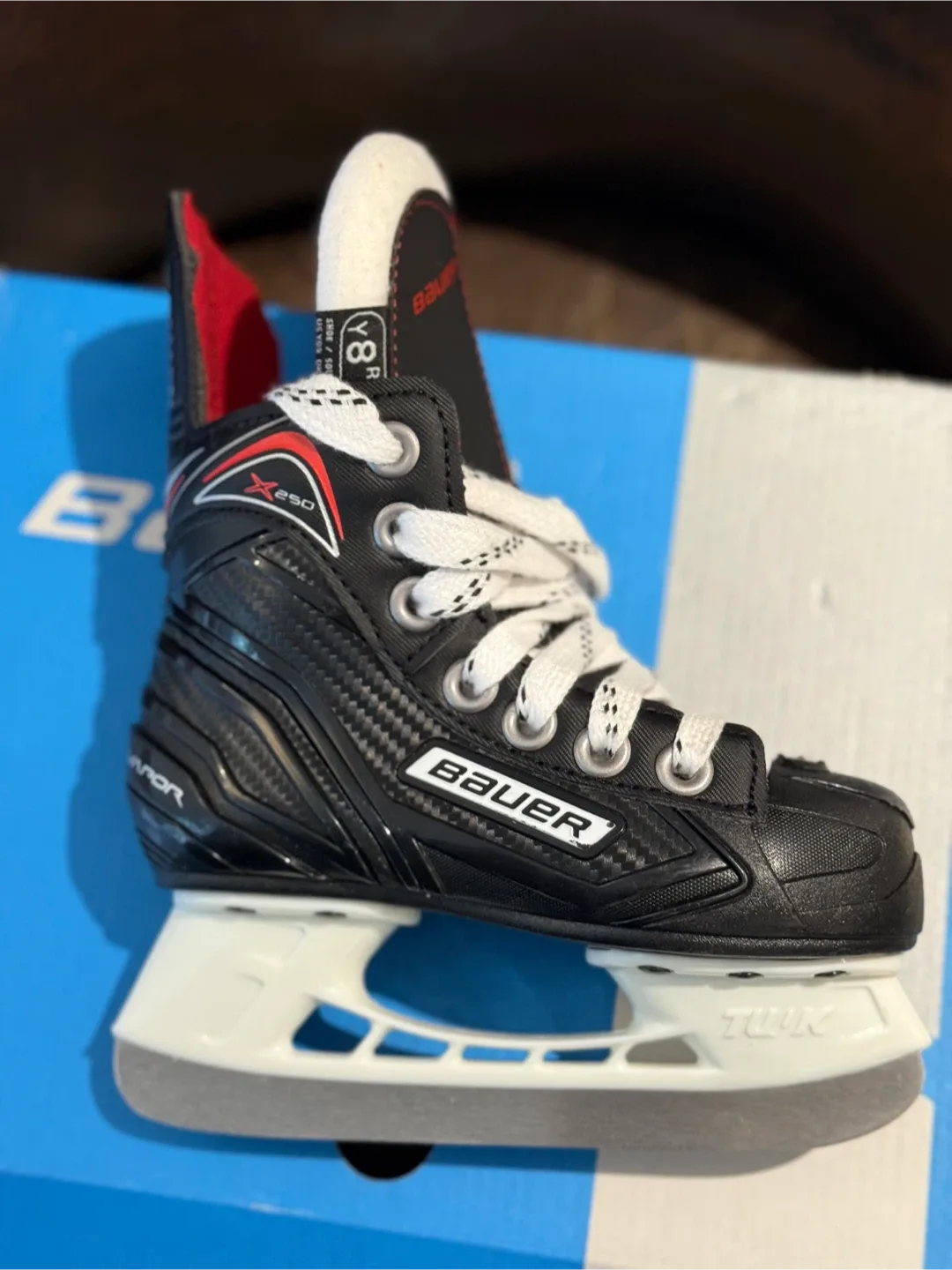 Bauer X250 Youth Ice Skates - Size Y8 image indicator(6)