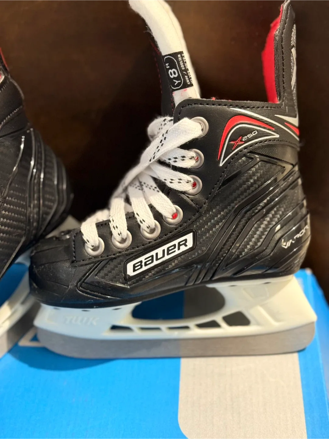 Bauer X250 Youth Ice Skates - Size Y8 image indicator(3)