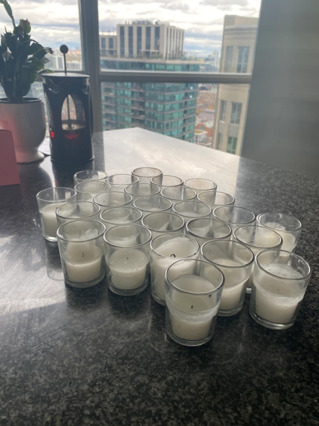 Lot of 26 Unscented Tea Light Candles - used - photo 2