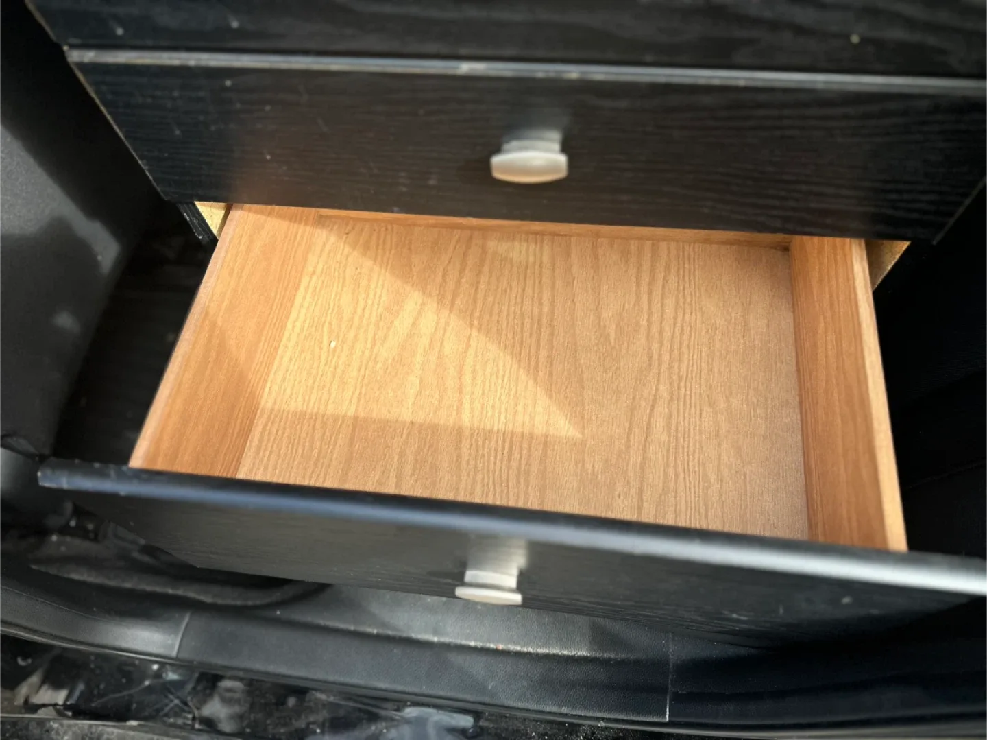 Black 3-Drawer Dresser image indicator(4)