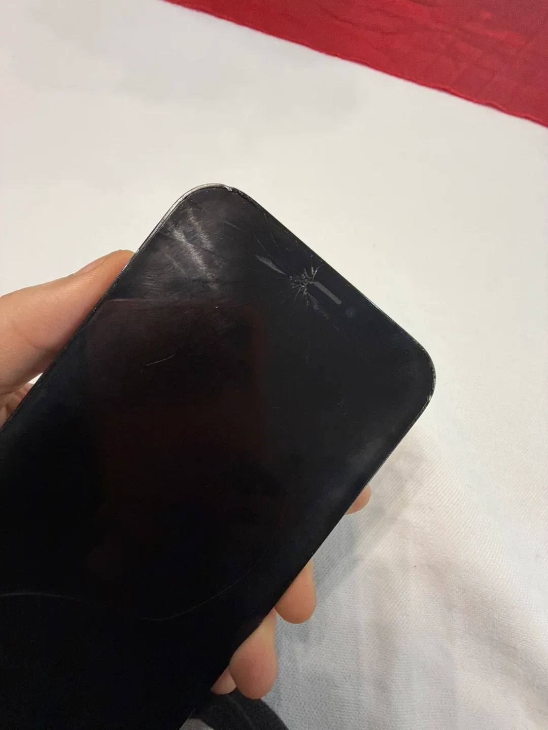 iPhone 12 Pro Max UNLOCKED image indicator(2)