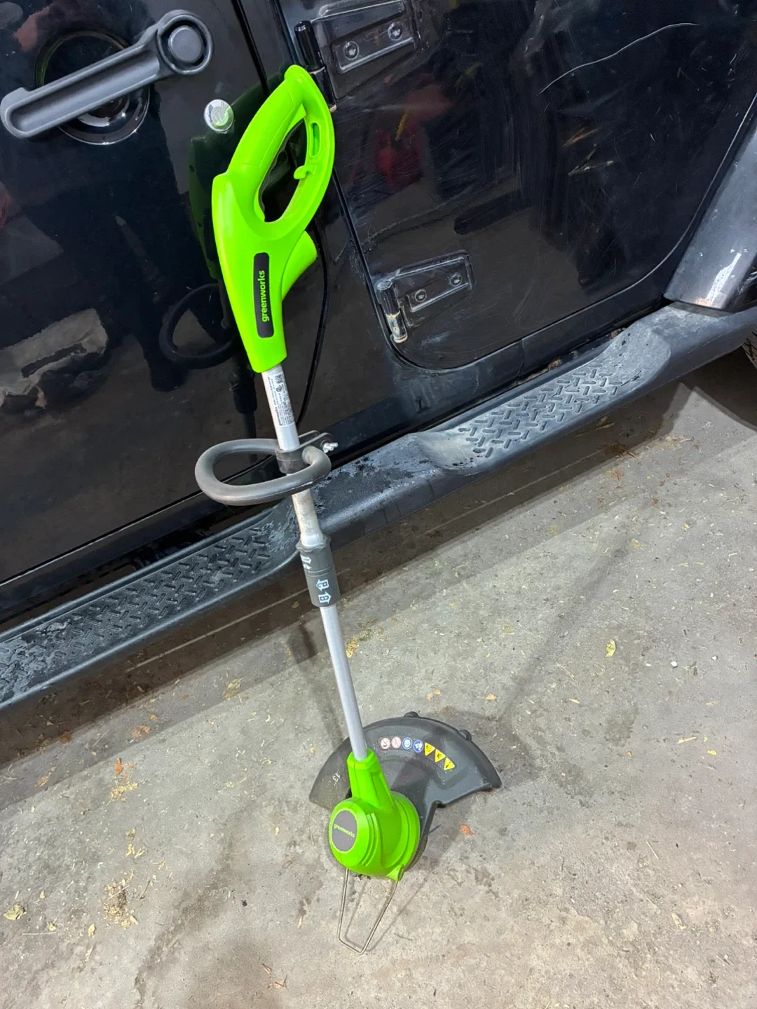 Greenworks Electric String Trimmer thumbnail