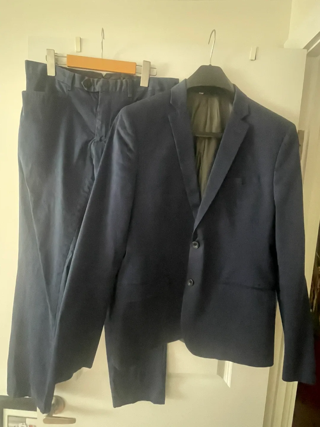Navy Blue Suit - Jacket & Pants image indicator(4)