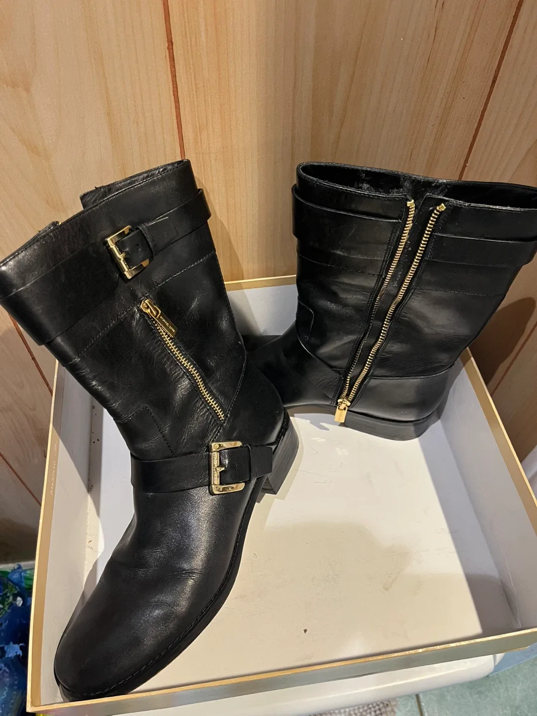 Michael Kors Black Leather Boots image indicator(3)