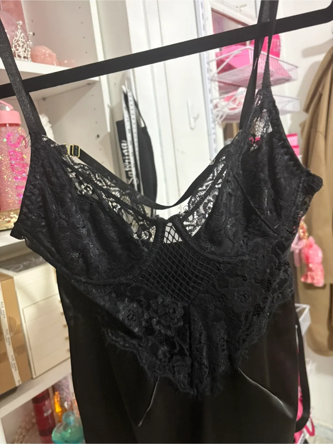 Black Lace dress - Size XS image indicator(5)