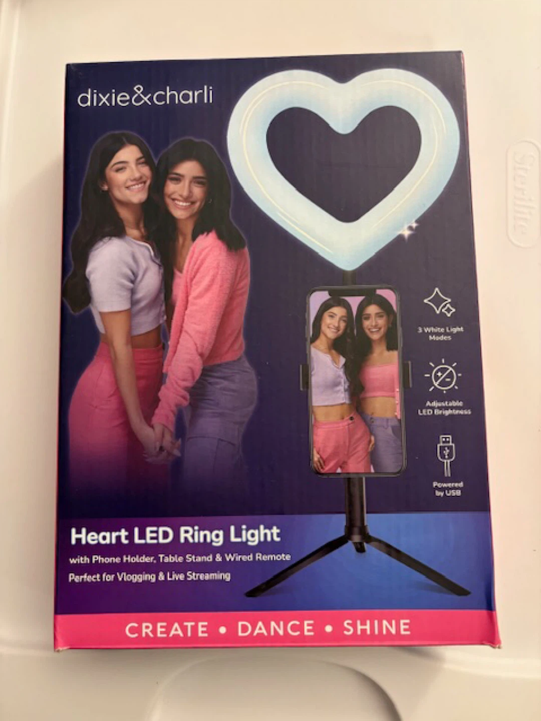 🤩Dixie & Charli Heart LED Ring Light - New