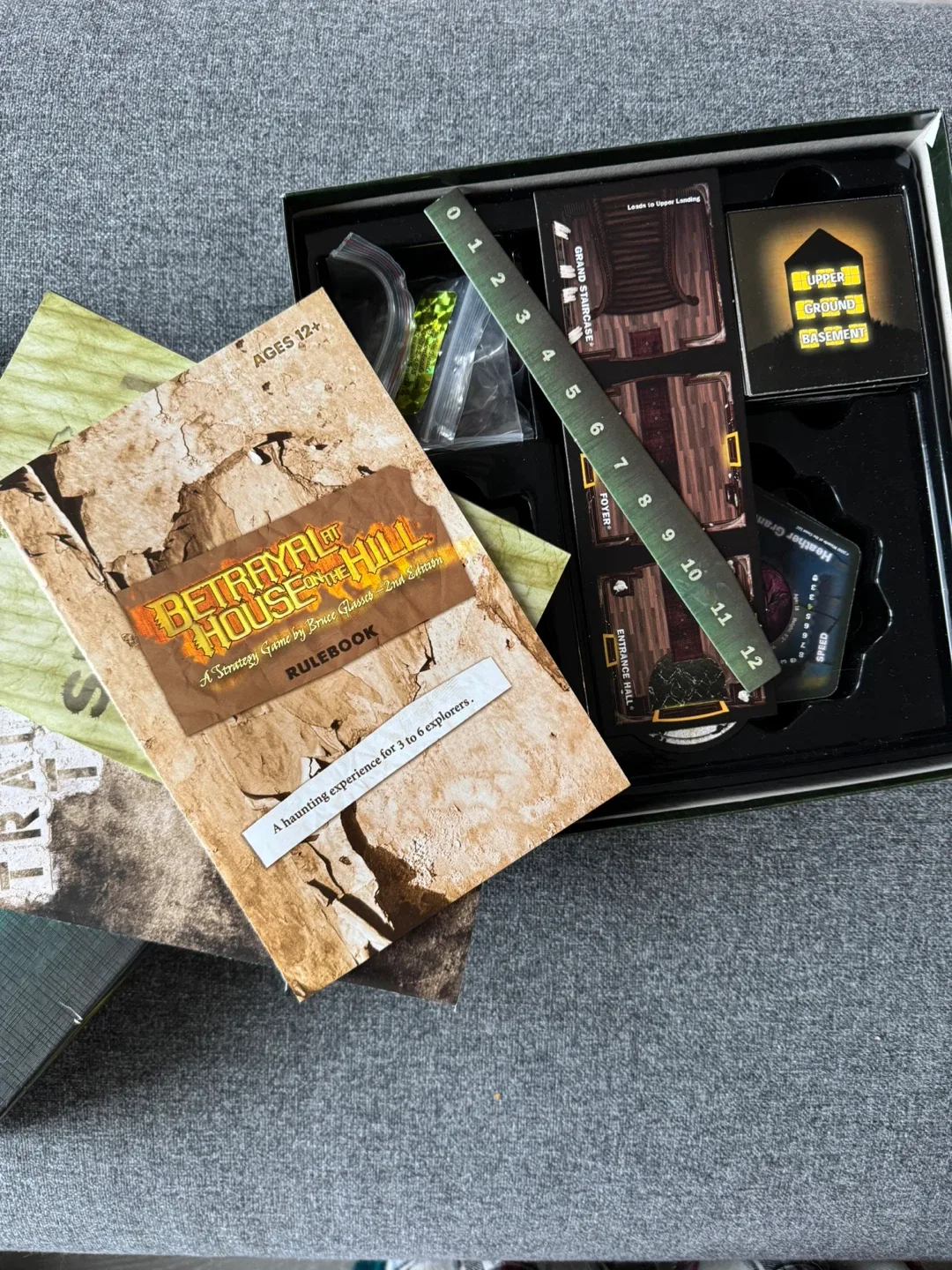 Betrayal at House on the Hill Board Game image indicator(2)