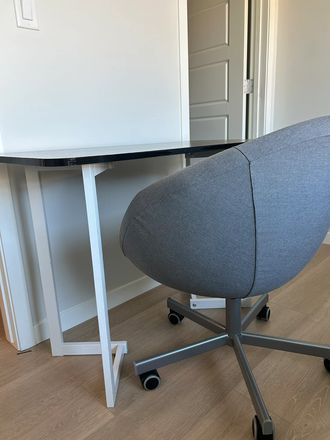 Desk and Grey Office Chair Set