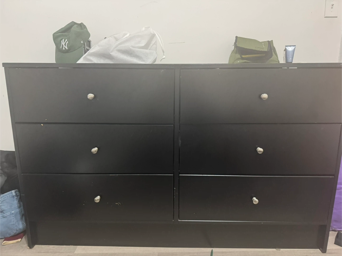 Black 6-Drawer Dresser