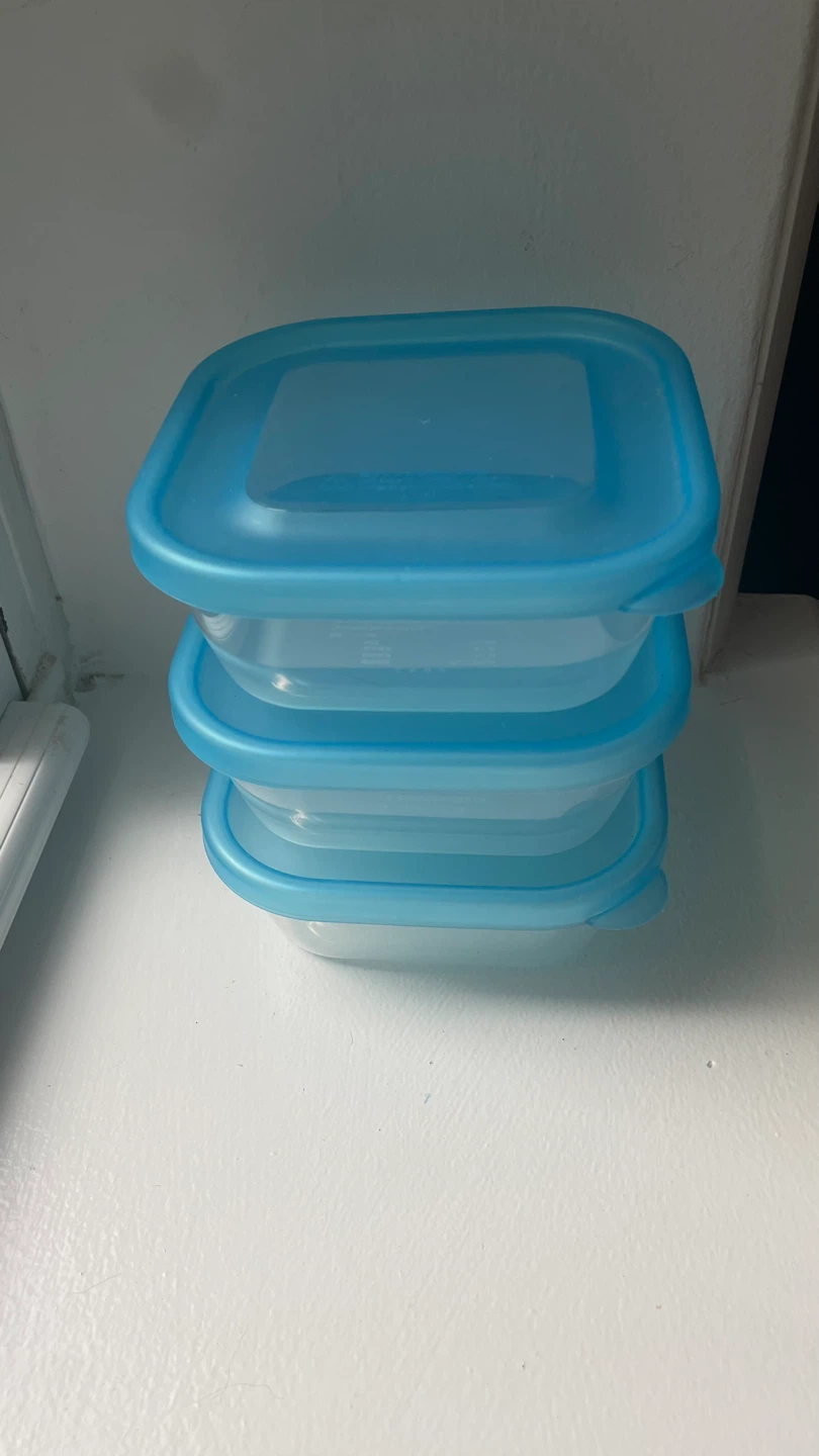Plastic Food Containers - Set of 3 #freecycle - photo 2