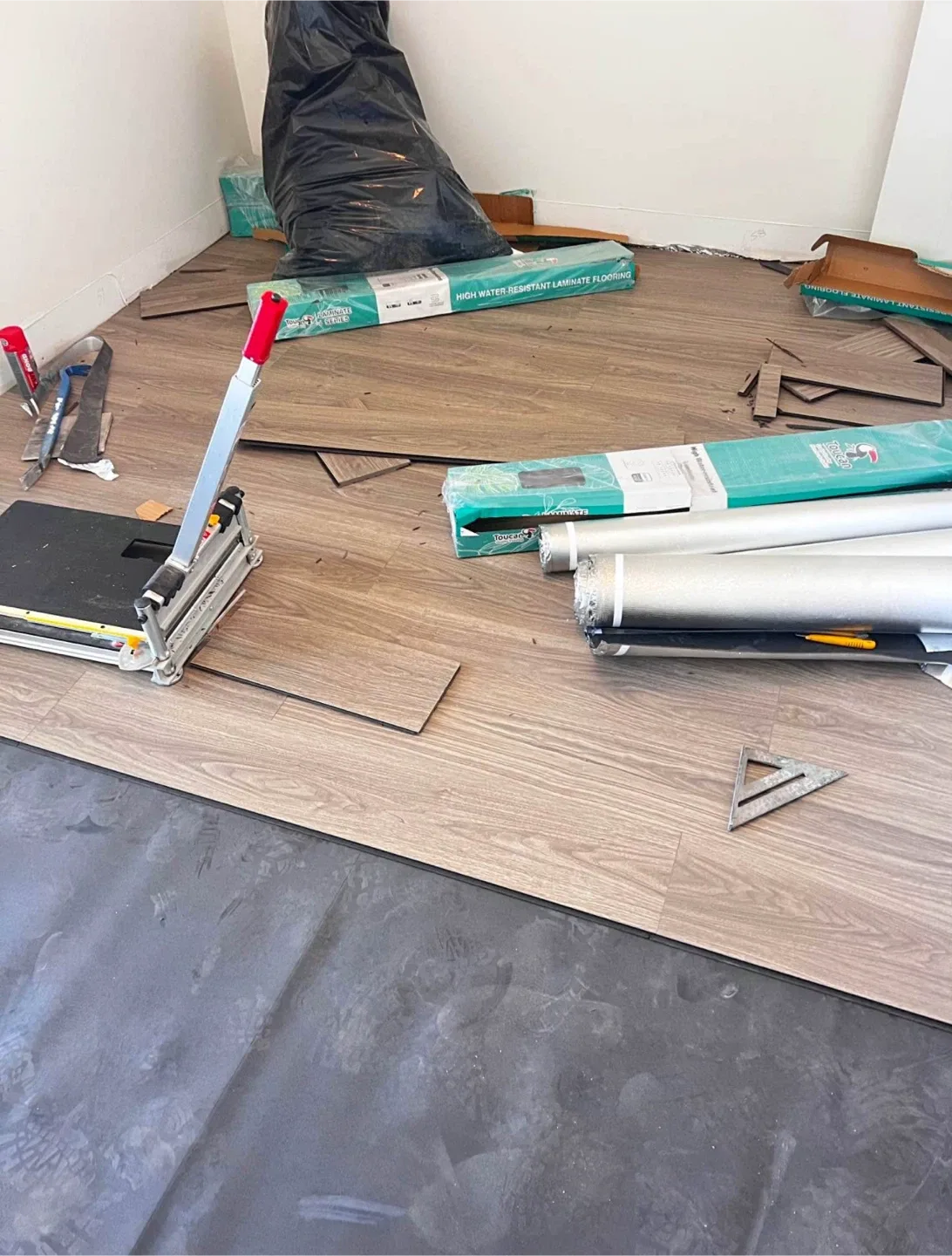 Flooring , railing installation image indicator(5)