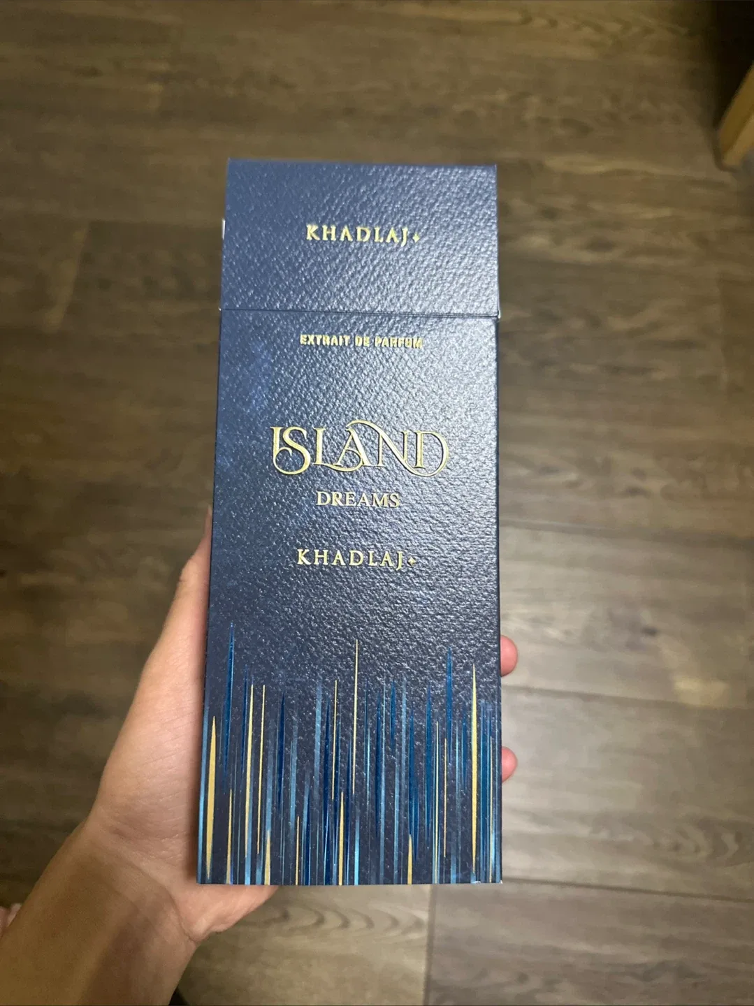 Khadlaj Island Dreams Extrait de Parfum 100ml image indicator(4)