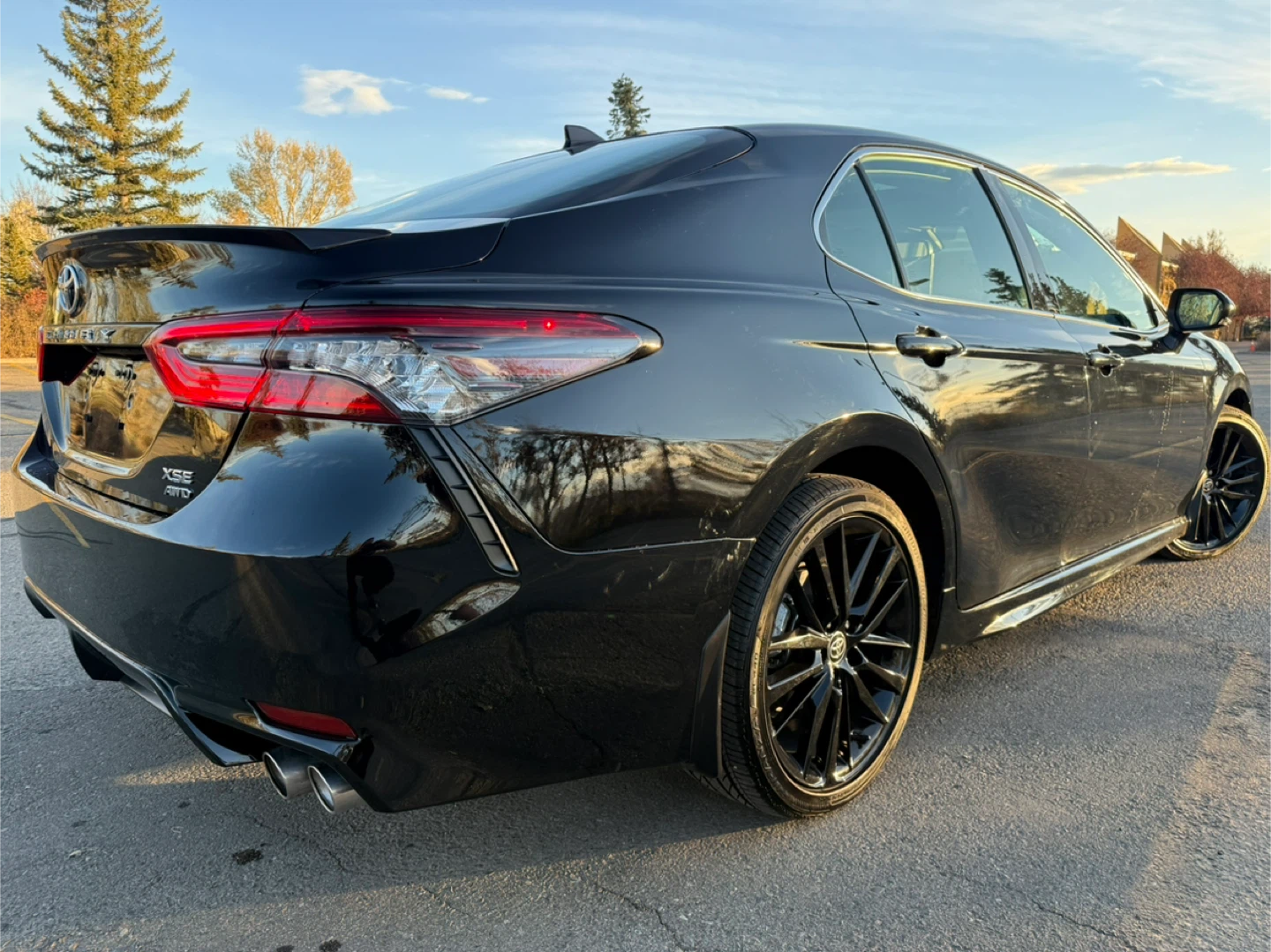 2024 Toyota Camry XSE AWD *10k* - photo 2