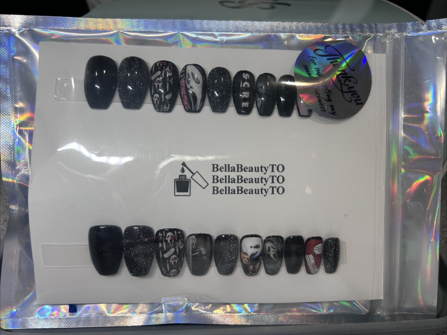 Halloween  Press-On Nails - Scream Theme