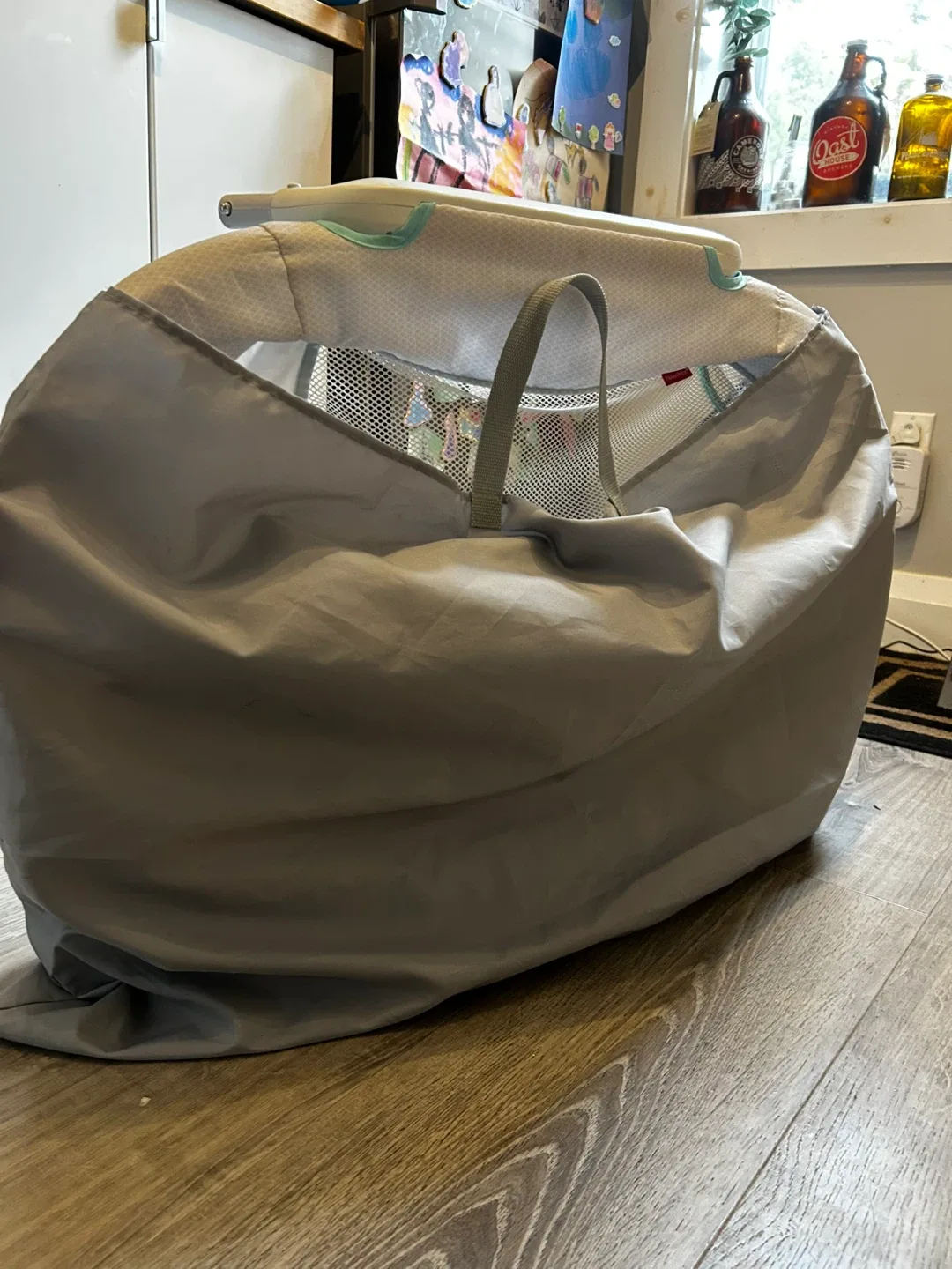 Fisher-Price Stow’n Go Bassinet image indicator(4)