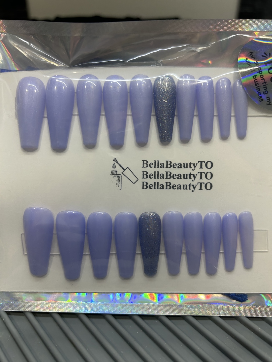 Press-On Nails- many to choose from - photo 2