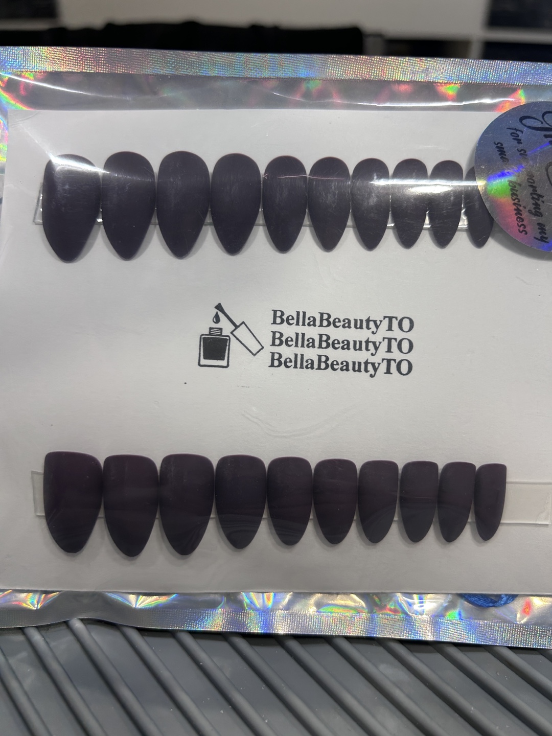 Press-On Nails- many to choose from - photo 3