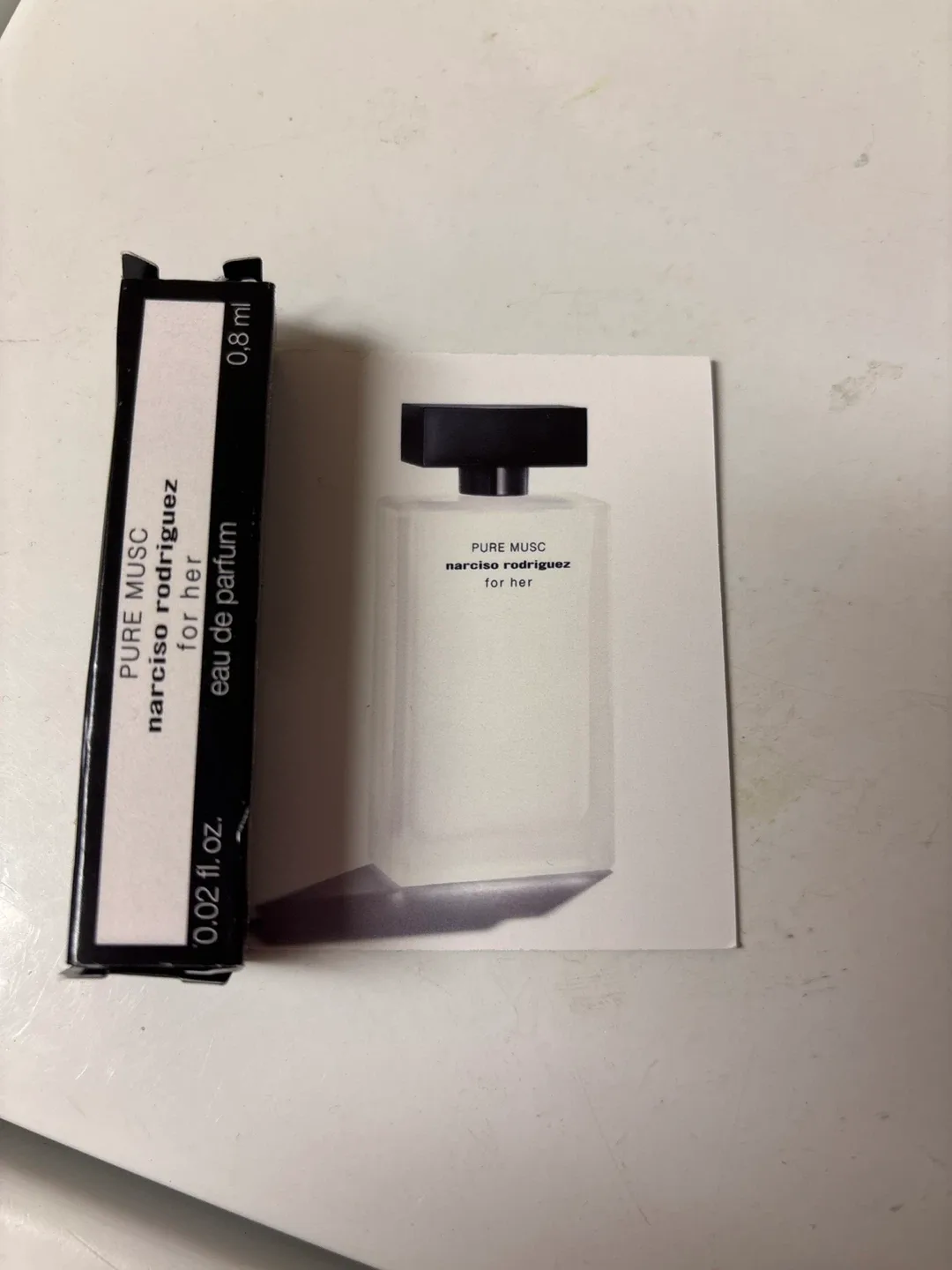Narciso Rodriguez Pure Musc for Her Eau de Parfum Sample thumbnail