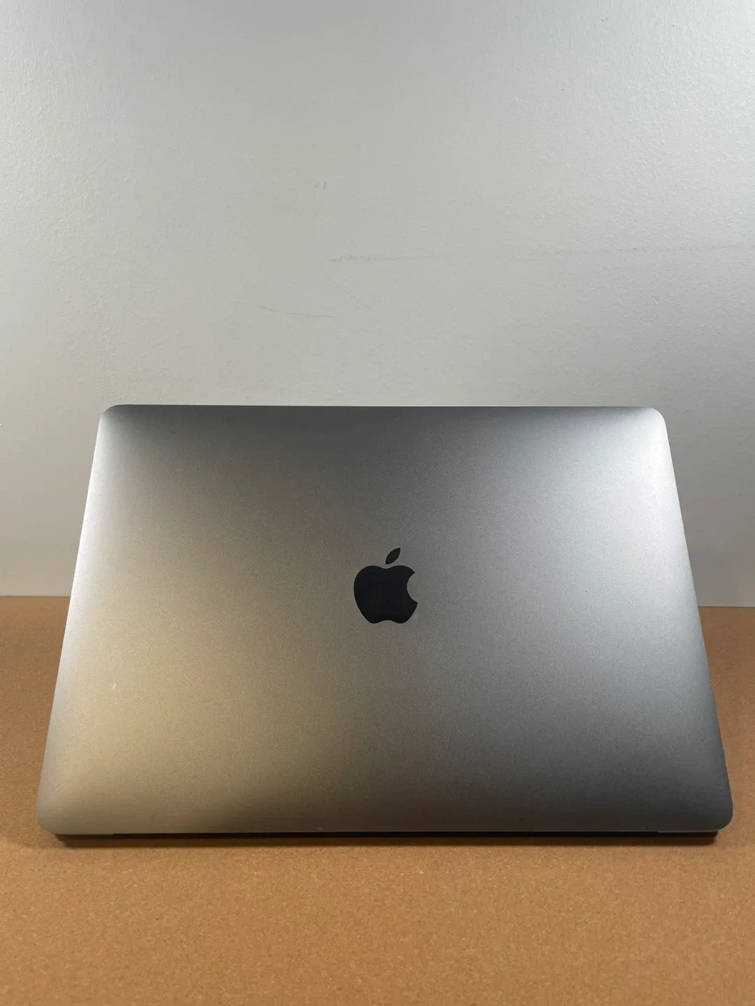 13” MacBook Pro 2017 with Normal Condition Battery image indicator(2)