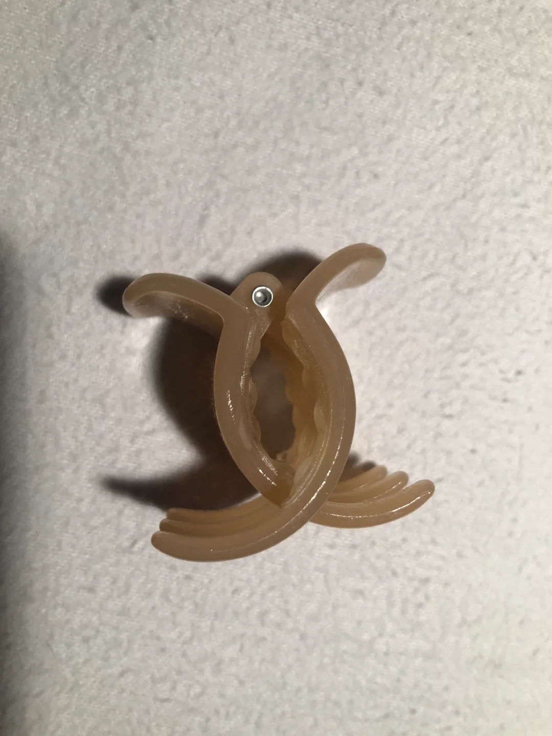 Scunci No-Slip Grip Jaw Clip image indicator(3)