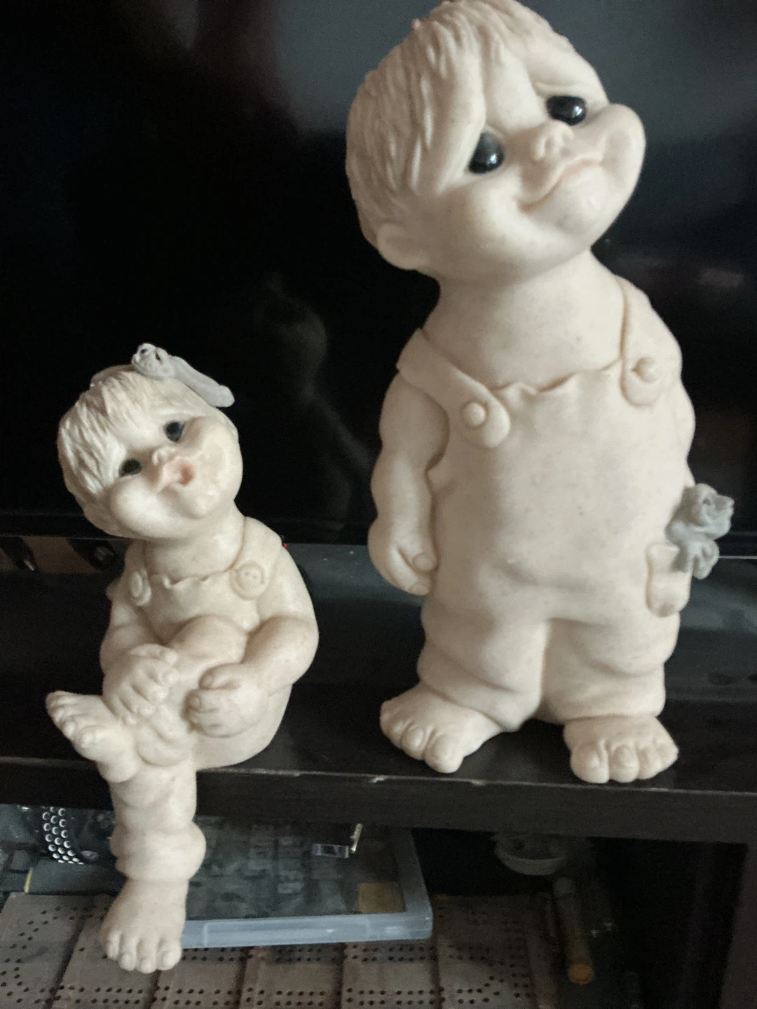 Quarry kids figurines  “the traveling friends “