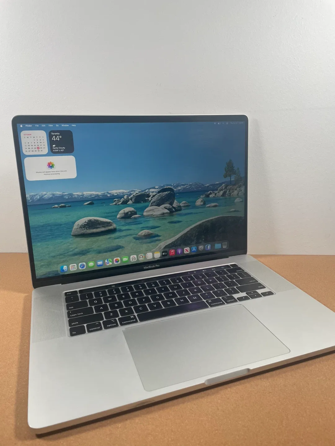 16” MacBook Pro 2019 A2141 - Normal Battery - MDM Bypass image indicator(2)