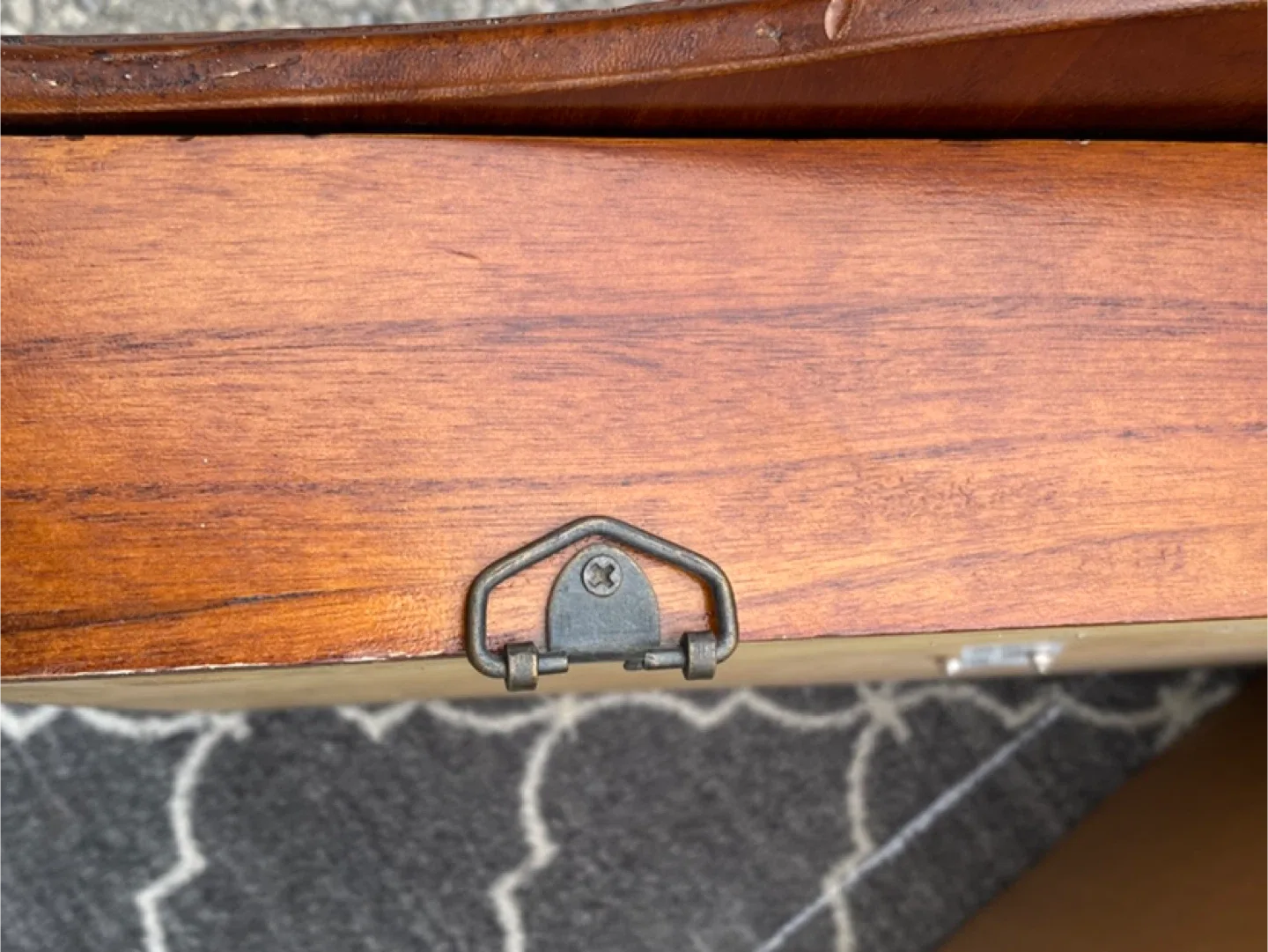 Sportcraft  tournament dartboard and cabinet! image indicator(7)