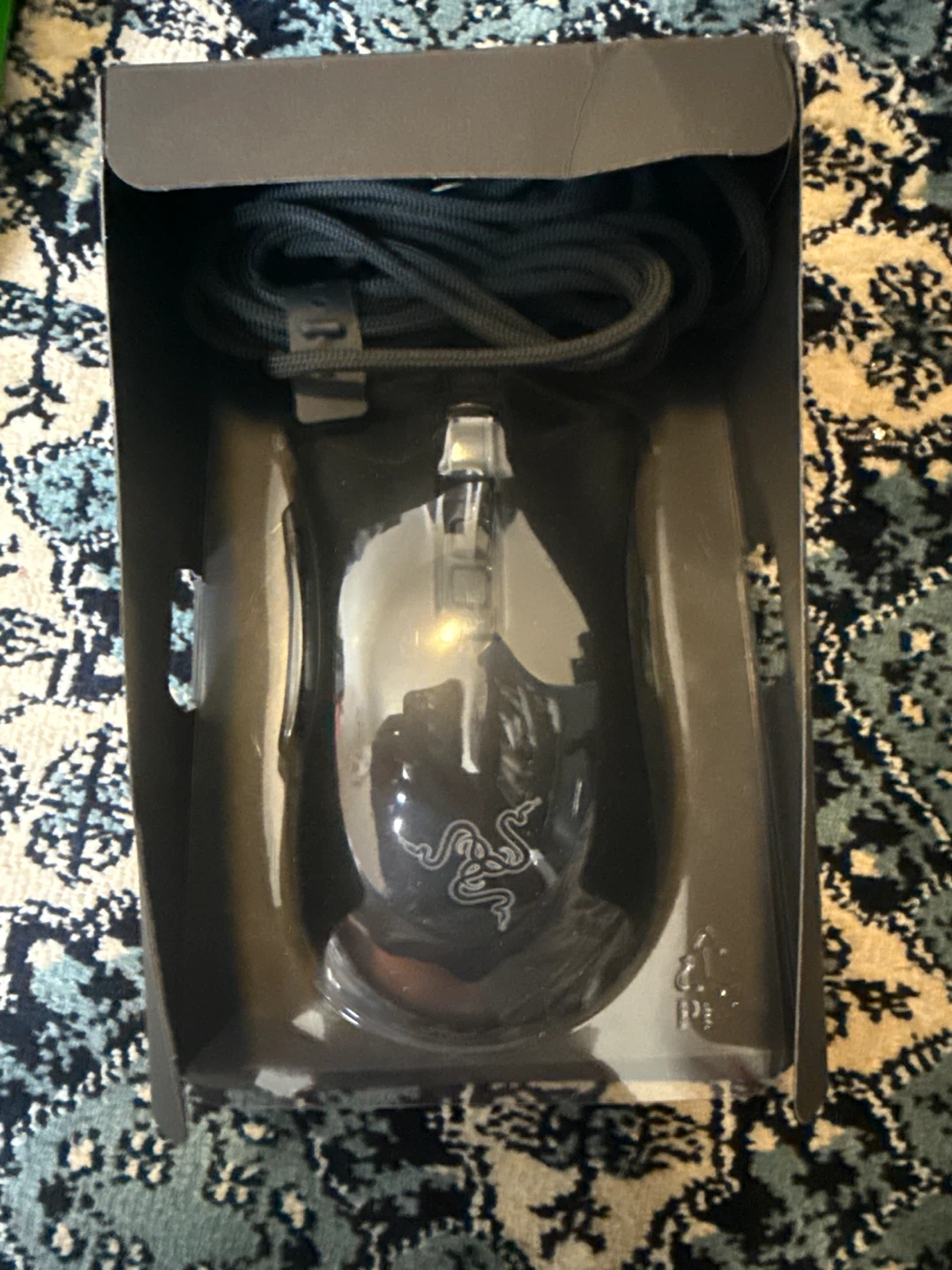 Razer DeathAdder V2 Ergonomic Wired Gaming Mouse - Black - photo 2