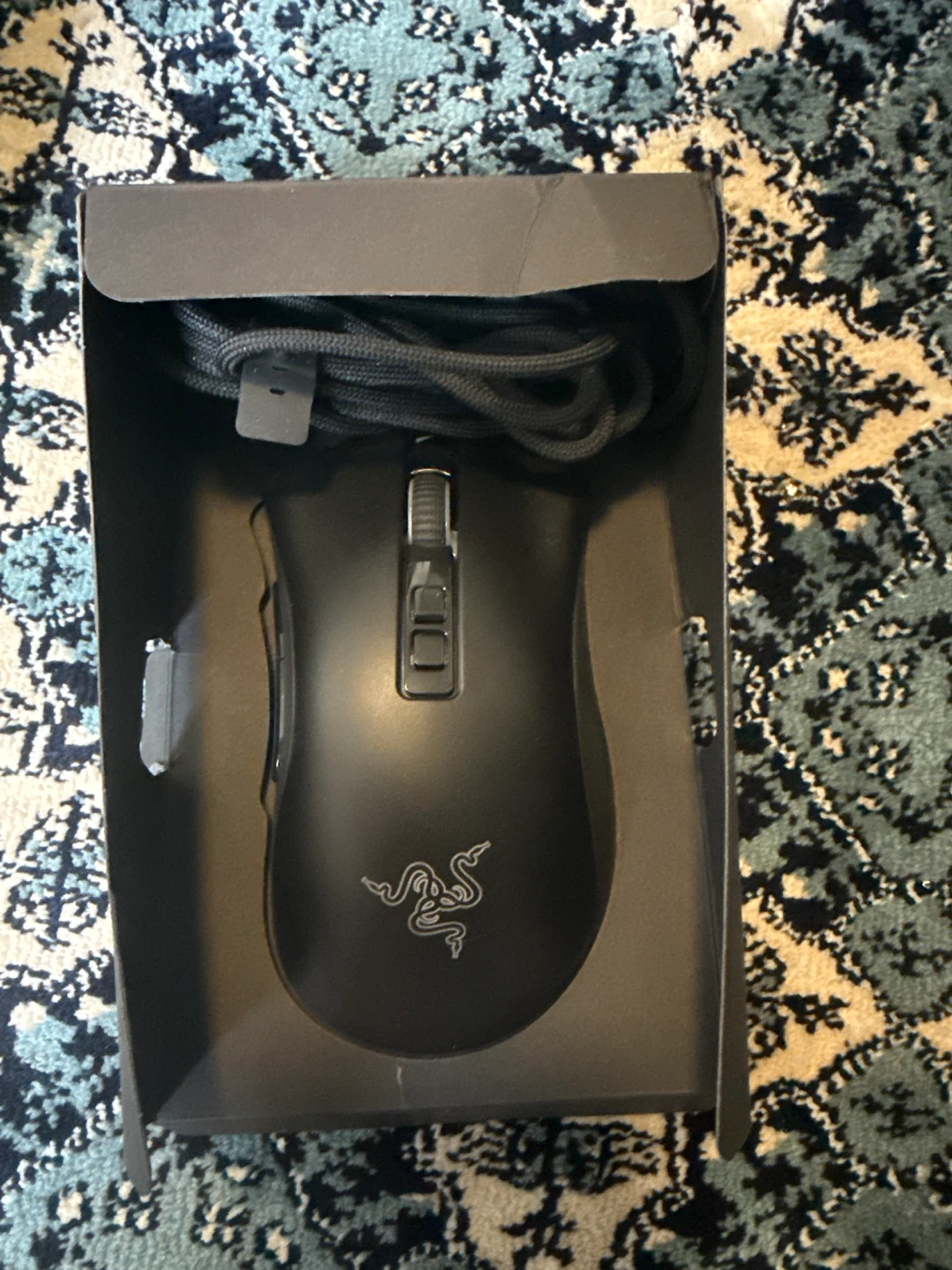 Razer DeathAdder V2 Ergonomic Wired Gaming Mouse - Black - photo 3