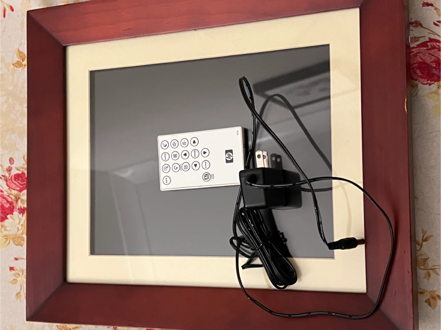 HP df1200a Digital Picture Frame - photo 2