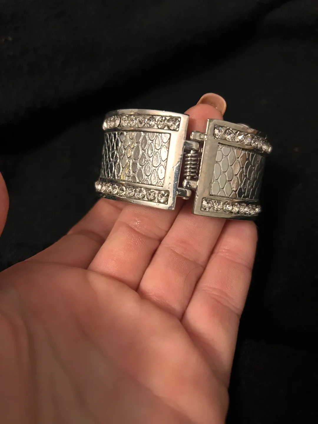 Silver Rhinestone Cuff Bracelet image indicator(3)