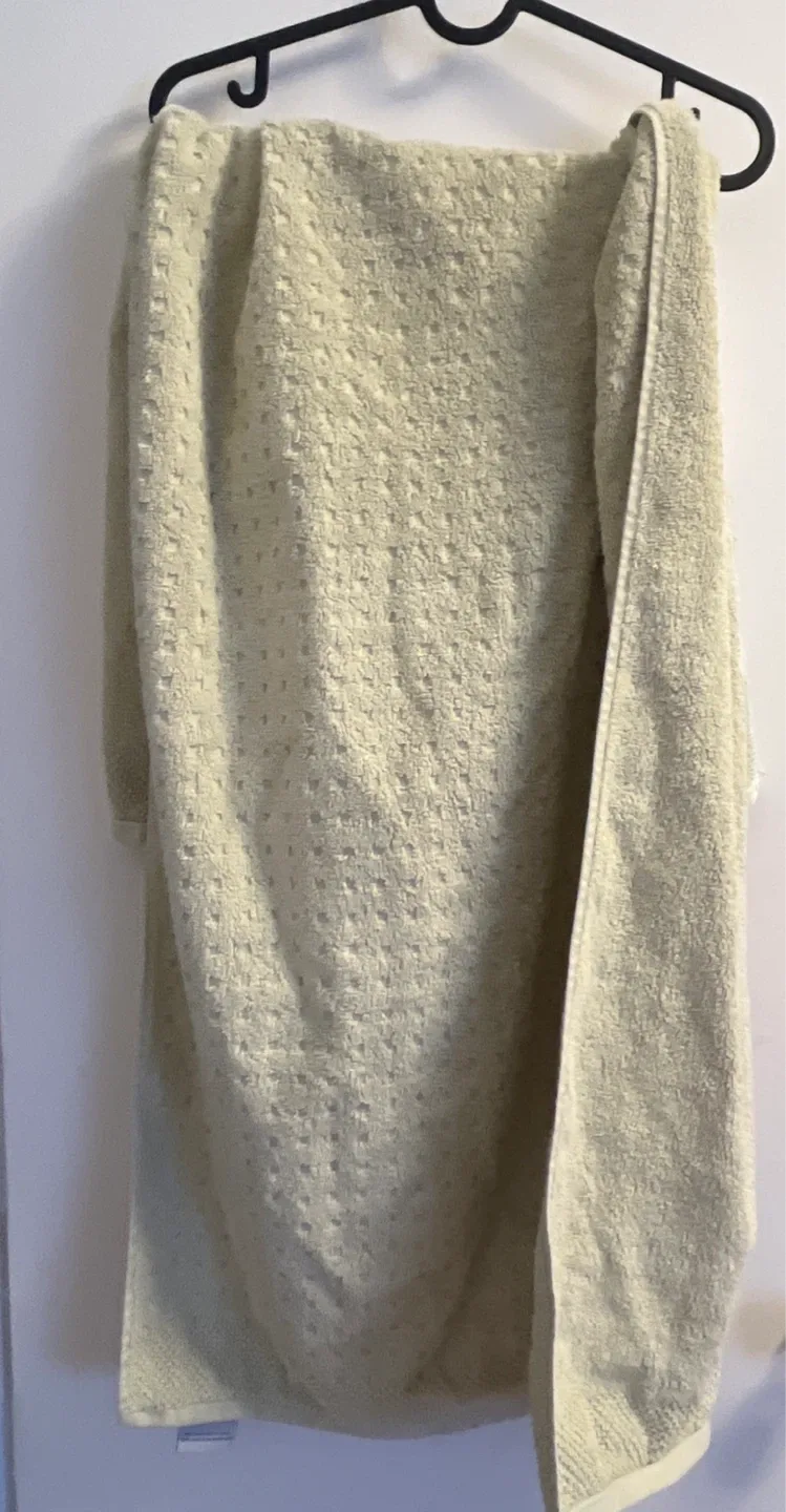 Fast dry Beige Bath Towel thumbnail