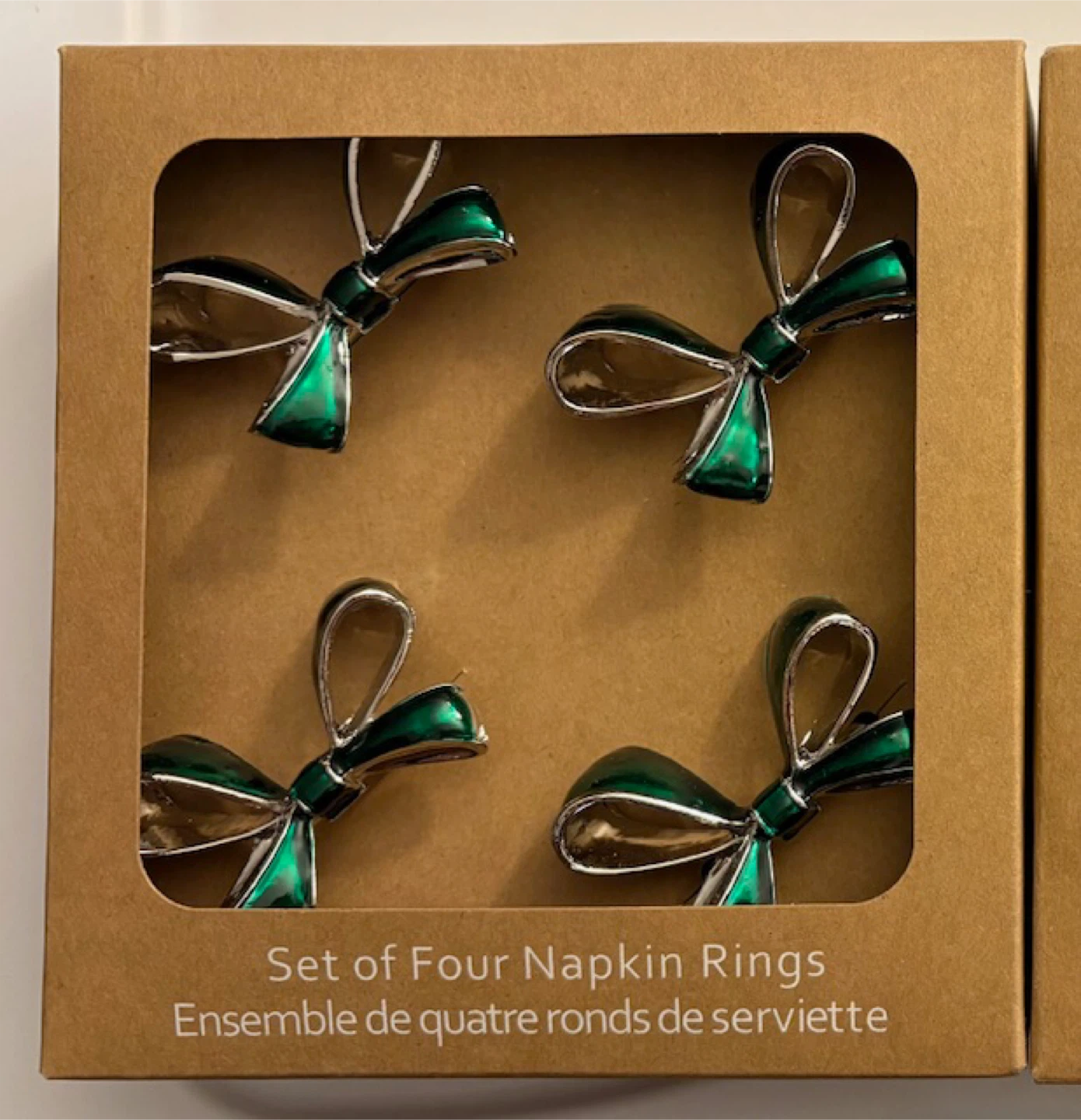 🤩Sets of Four Napkin Rings - Green Bow Design - photo 2
