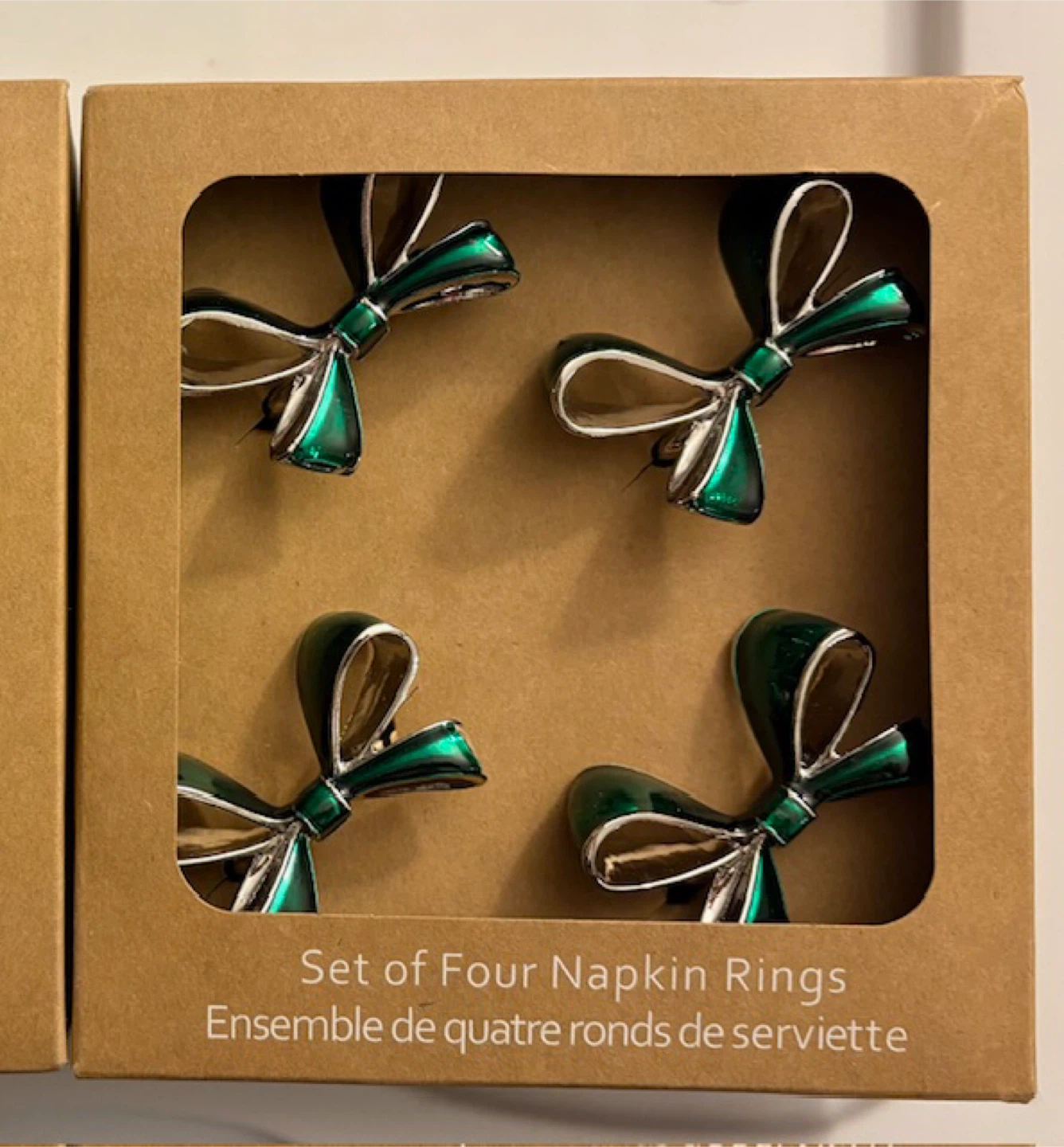 🤩Sets of Four Napkin Rings - Green Bow Design - photo 3