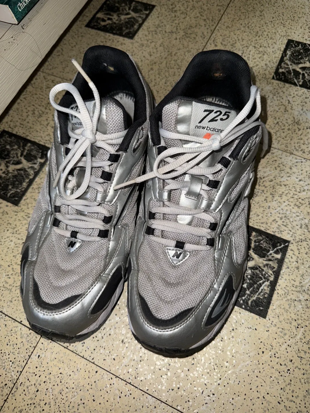 New Balance 725 Gray US Men's 10 thumbnail