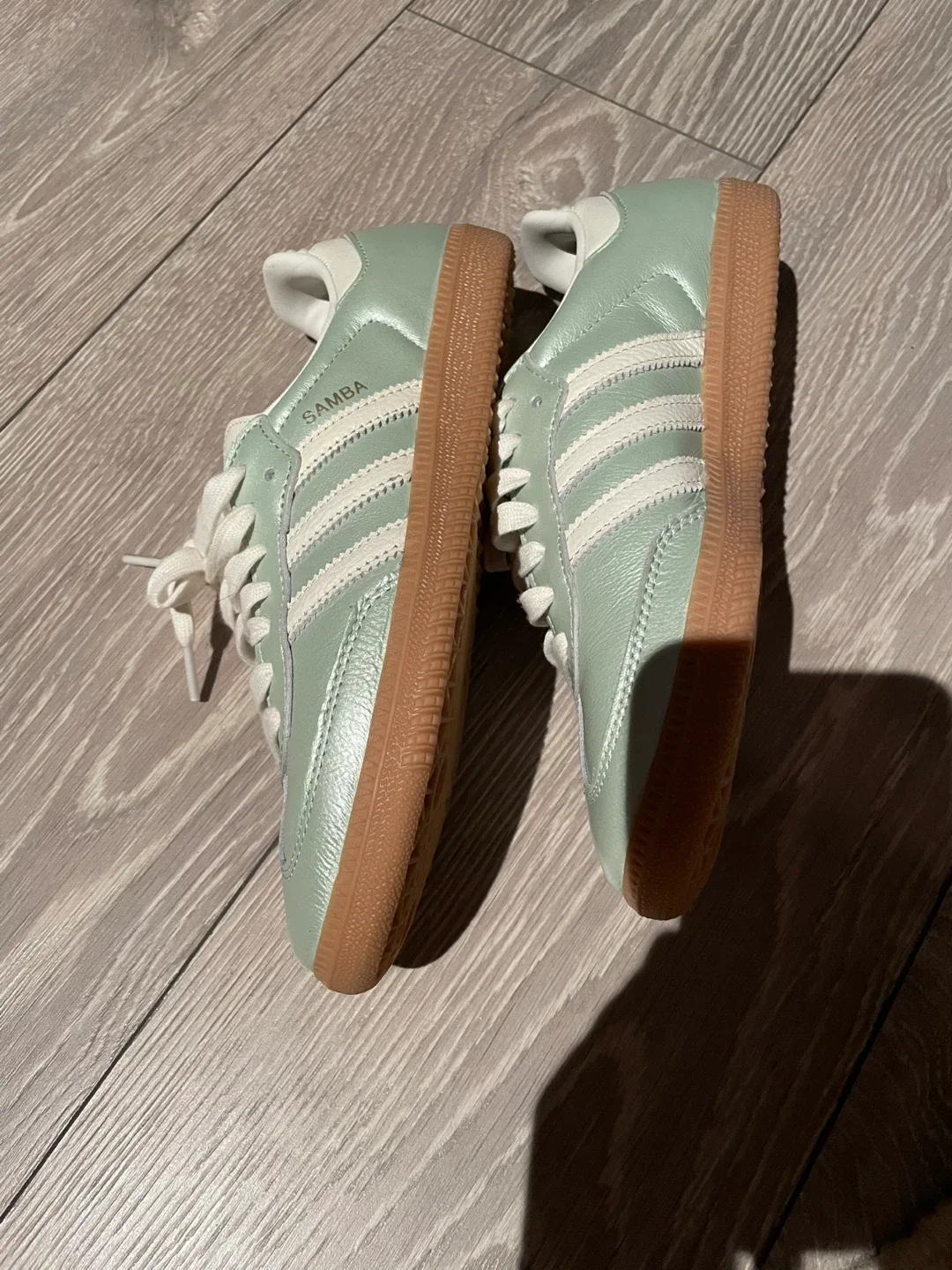Adidas Samba Light Green Women's Size 7.5 image indicator(4)
