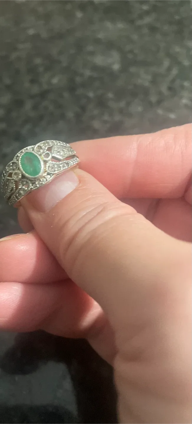 Sterling silver ring with aventurin stone