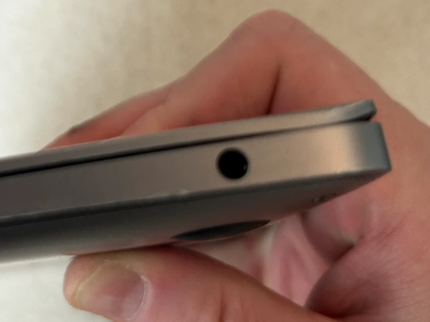 Apple MacBook Air & Magic Keyboard/Mouse Bundle image indicator(9)