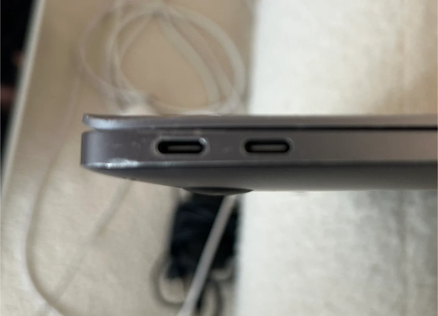 Apple MacBook Air & Magic Keyboard/Mouse Bundle image indicator(8)