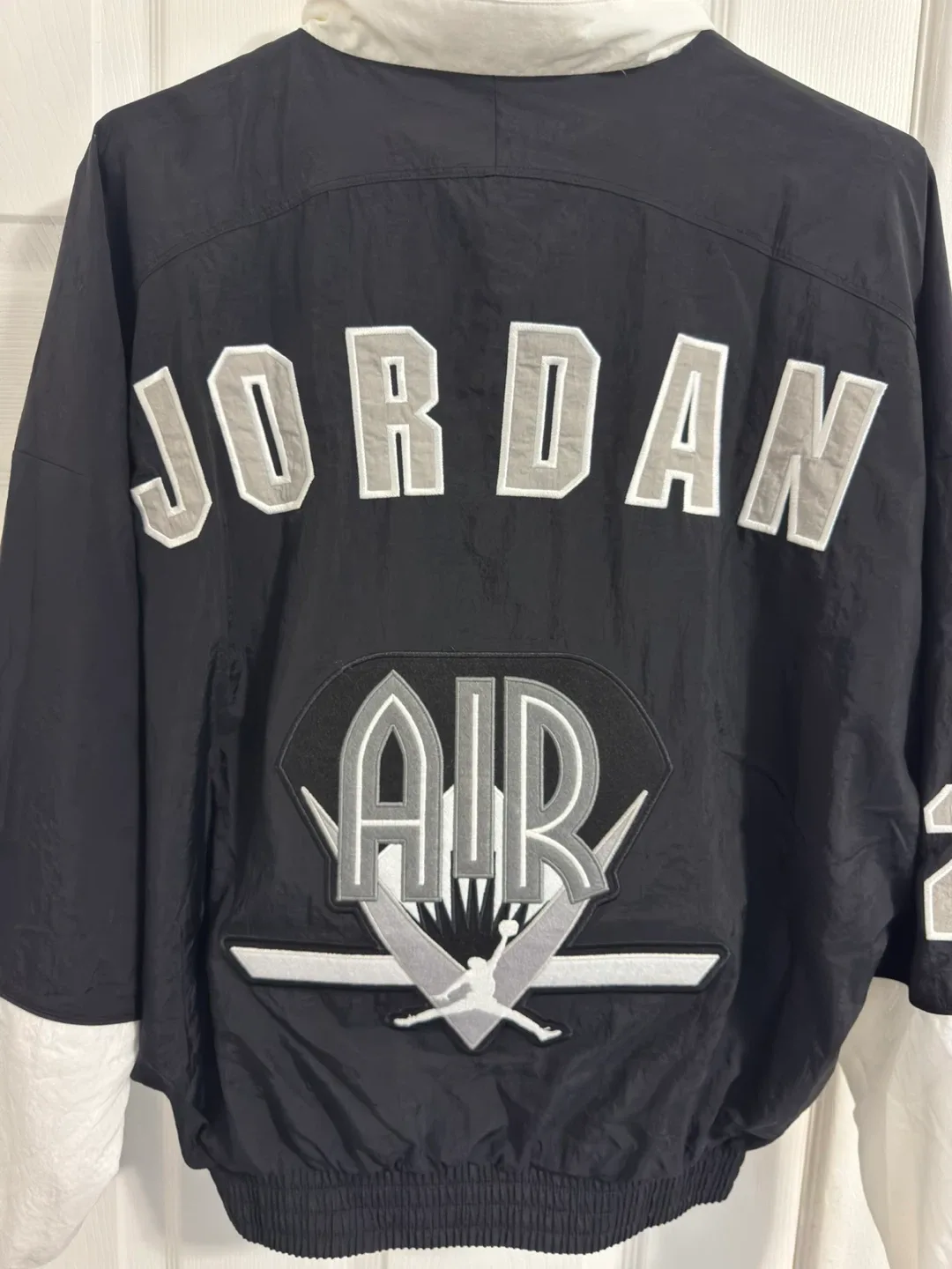 Nike Jordan Legacy Flight Nostalgia AJ 9 Loose Fit Jacket image indicator(6)