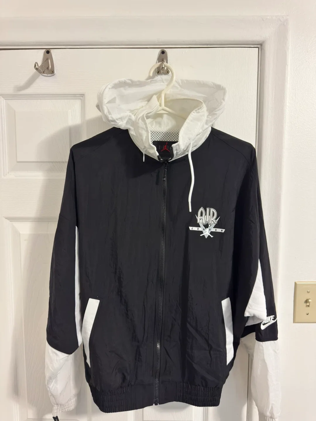 Nike Jordan Legacy Flight Nostalgia AJ 9 Loose Fit Jacket image indicator(8)