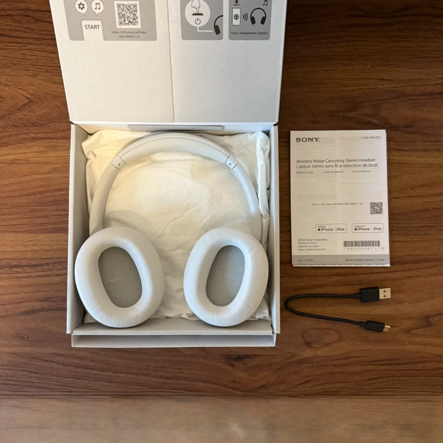 Sony WH-CH720N (Noise Cancelling Bluetooth Headphones - White) image indicator(2)