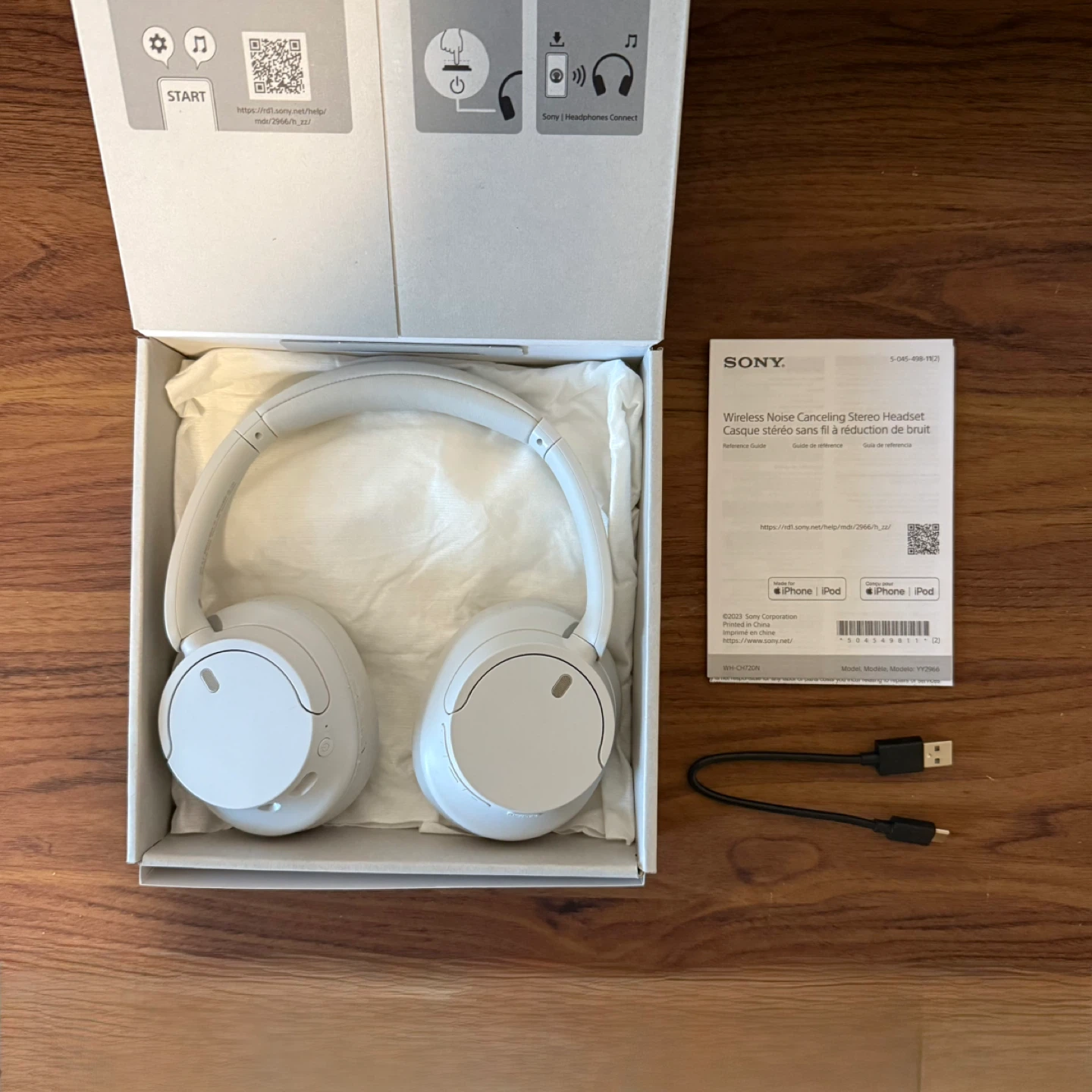 Sony WH-CH720N (Noise Cancelling Bluetooth Headphones - White)