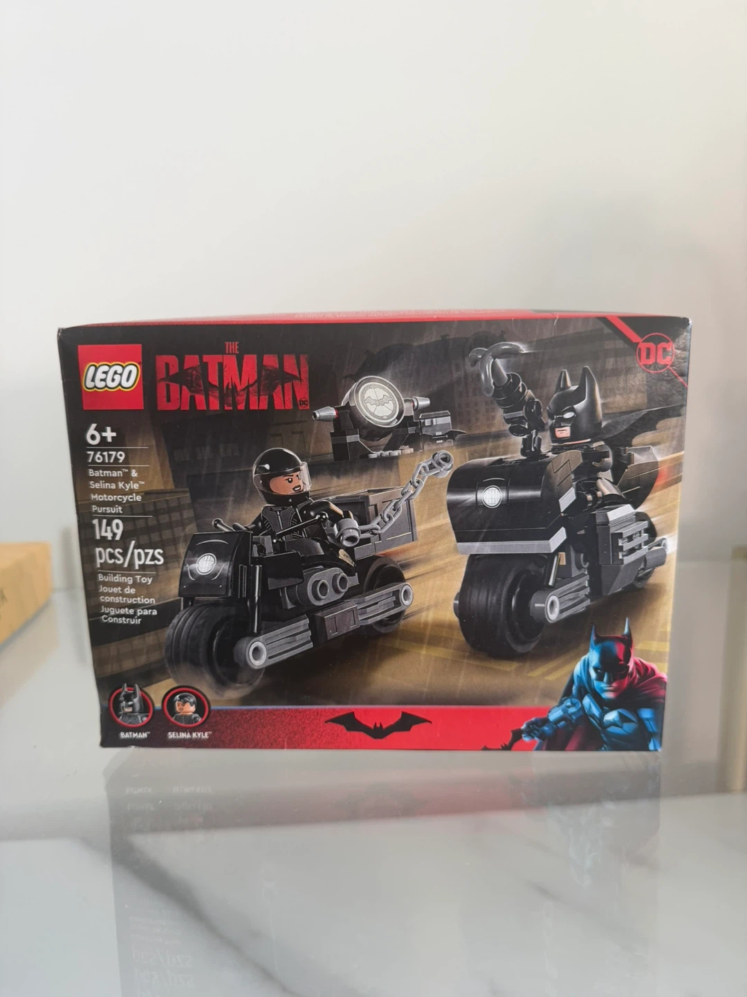 LEGO Batman & Selina Kyle Motorcycle Pursuit 76179 (New)