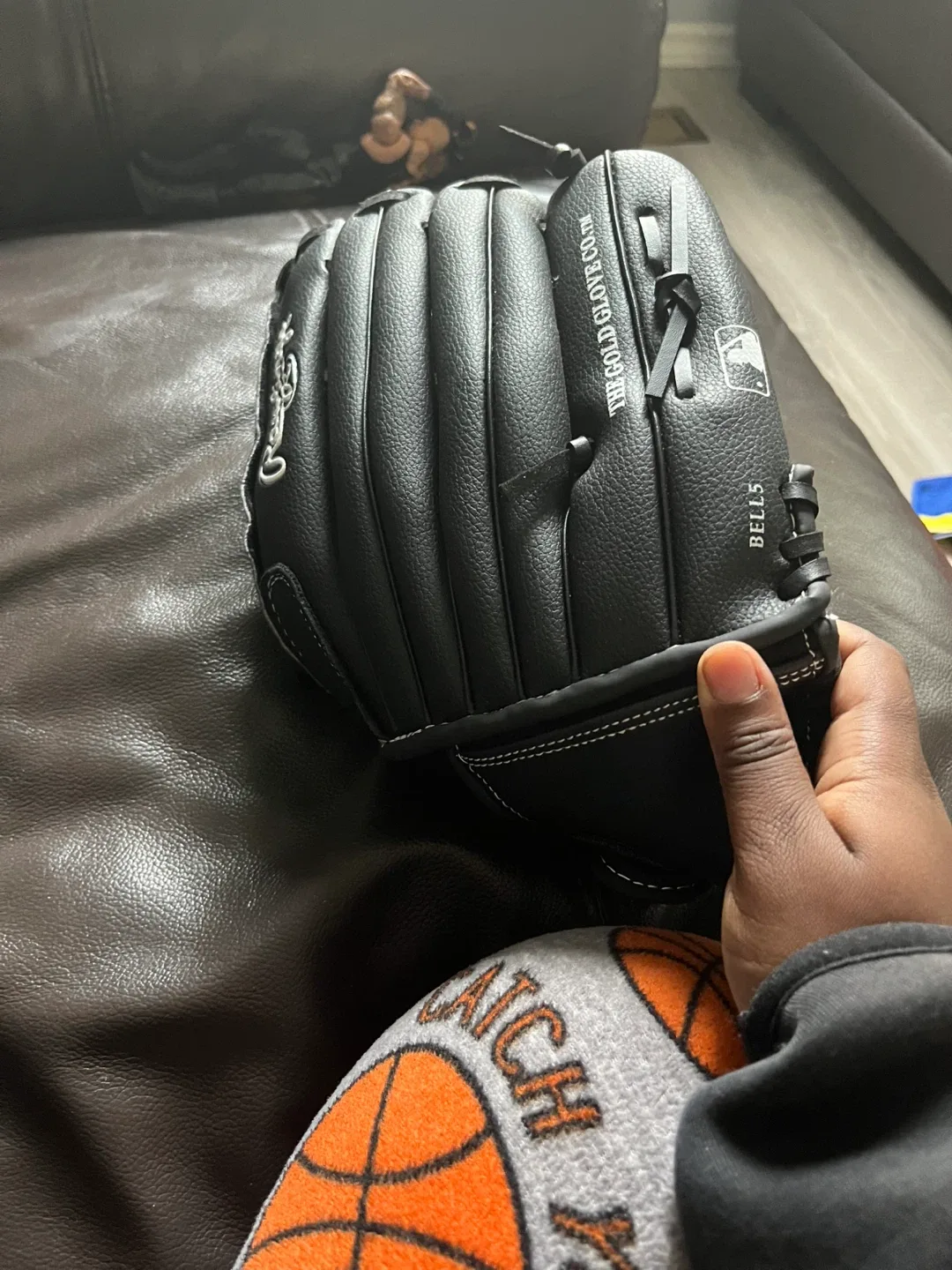 Rawlings Bell5 Toronto Blue Jays Baseball Glove image indicator(2)