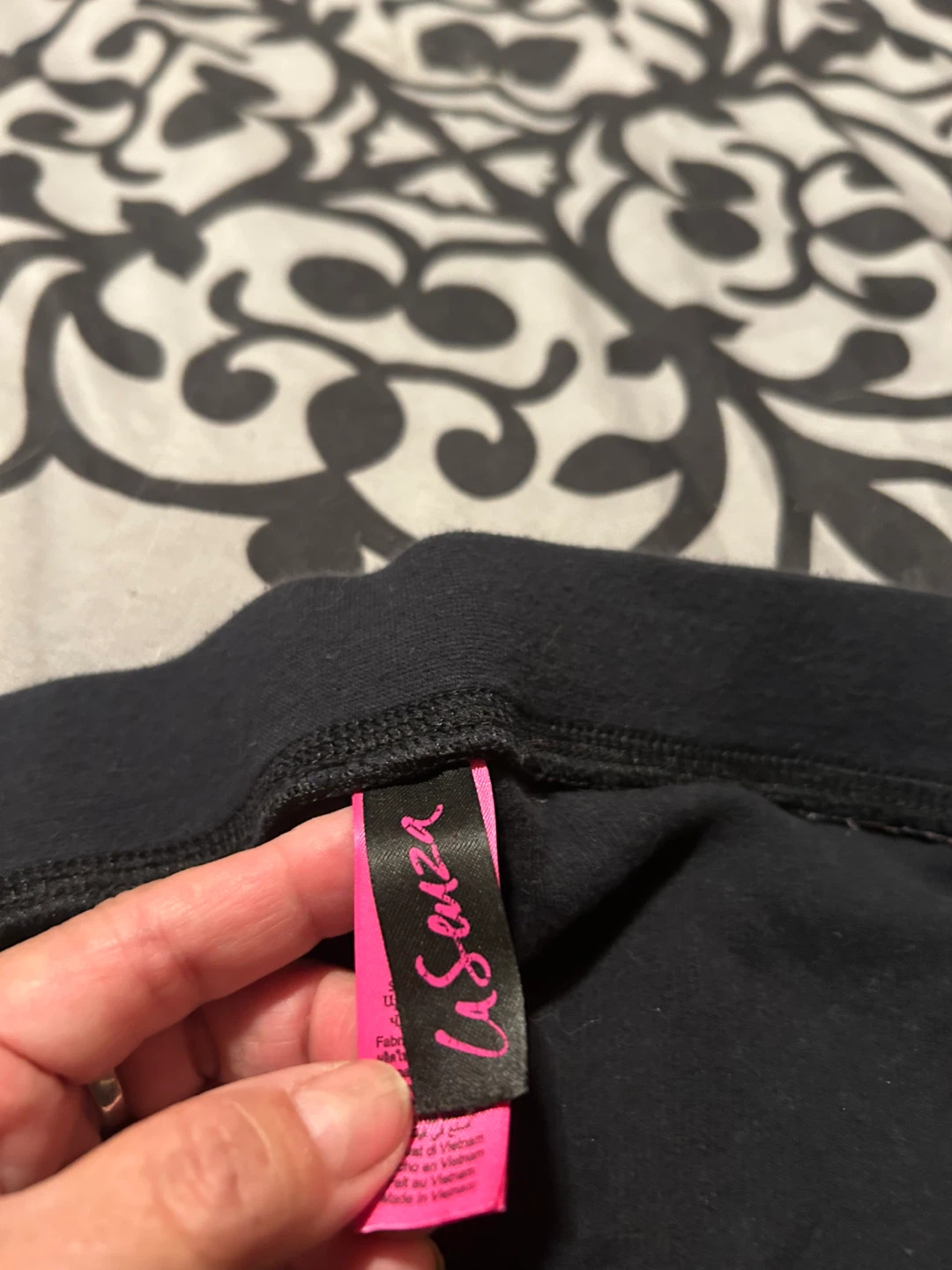 La Senza Black Polka Dot Leggings - Size XL - photo 2