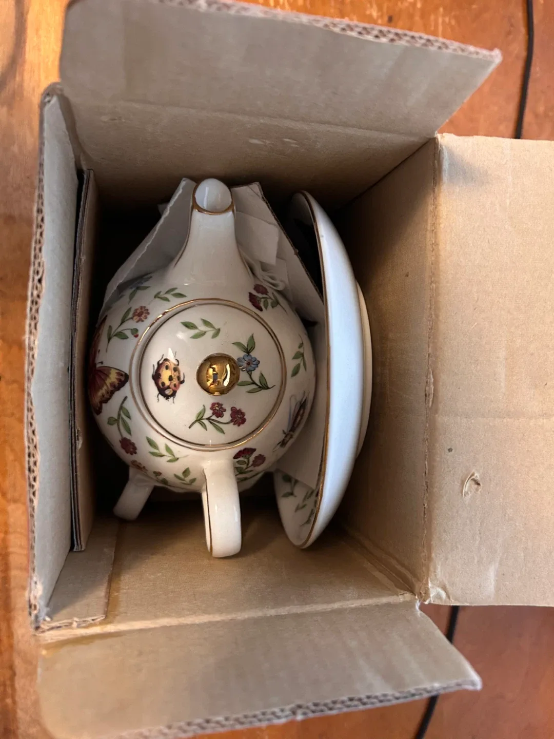 RESERVED Porcelain Tea-for-One Set – Butterfly & Gold Trim image indicator(8)