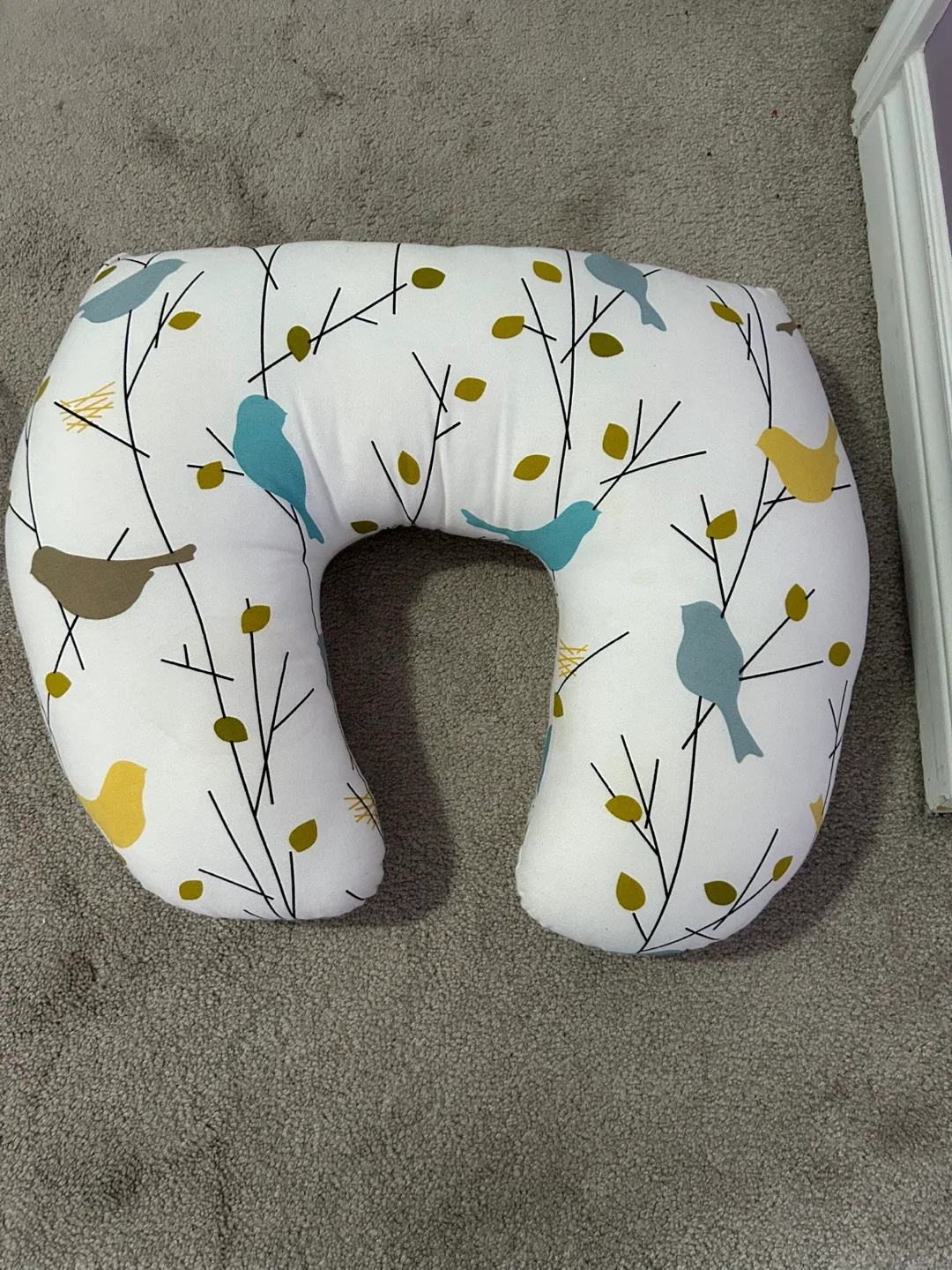 Brand New Nursing Pillow image indicator(3)
